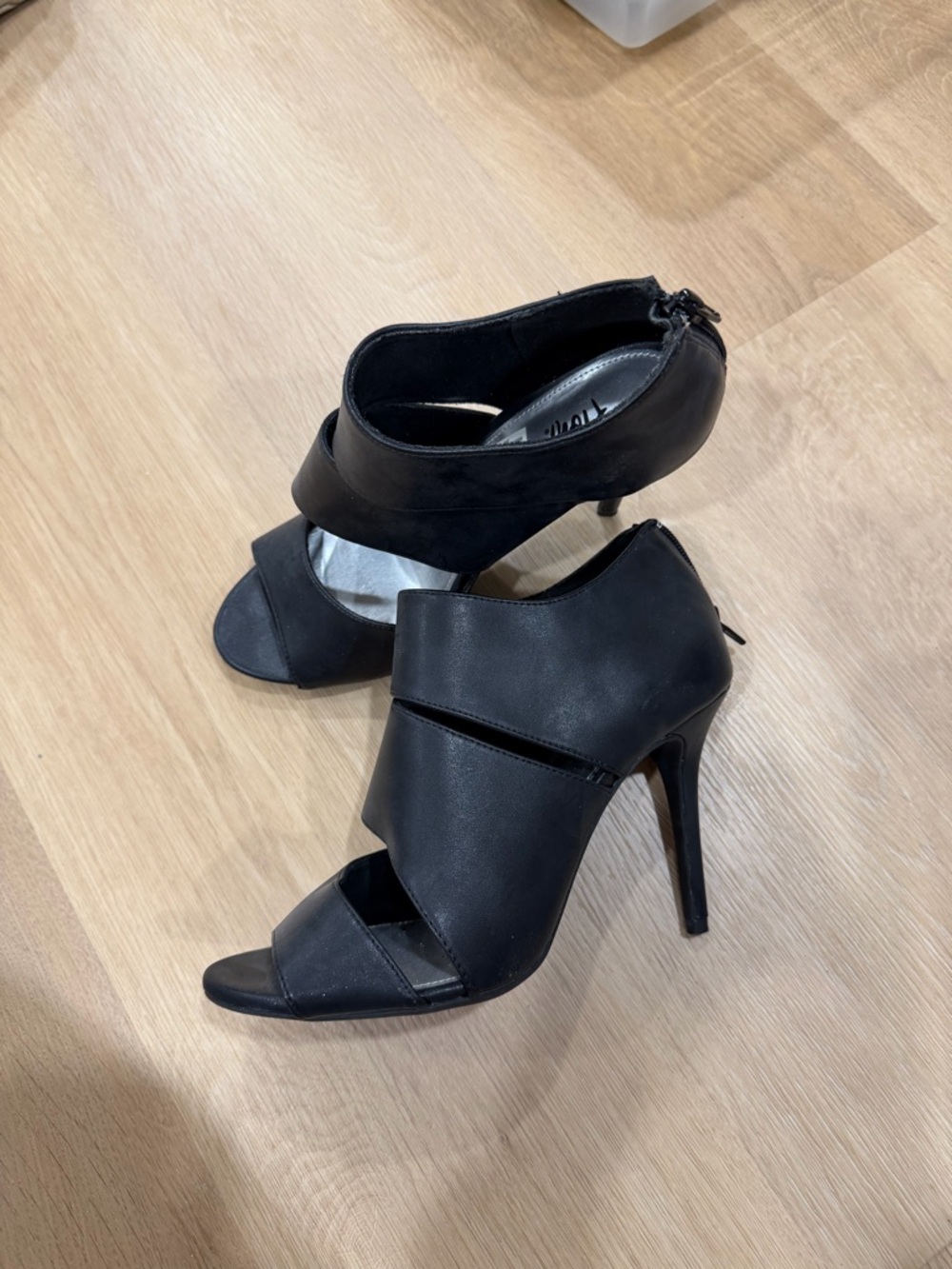 FIONI Clothing Black Peep-Toe Stiletto Cutout Booties